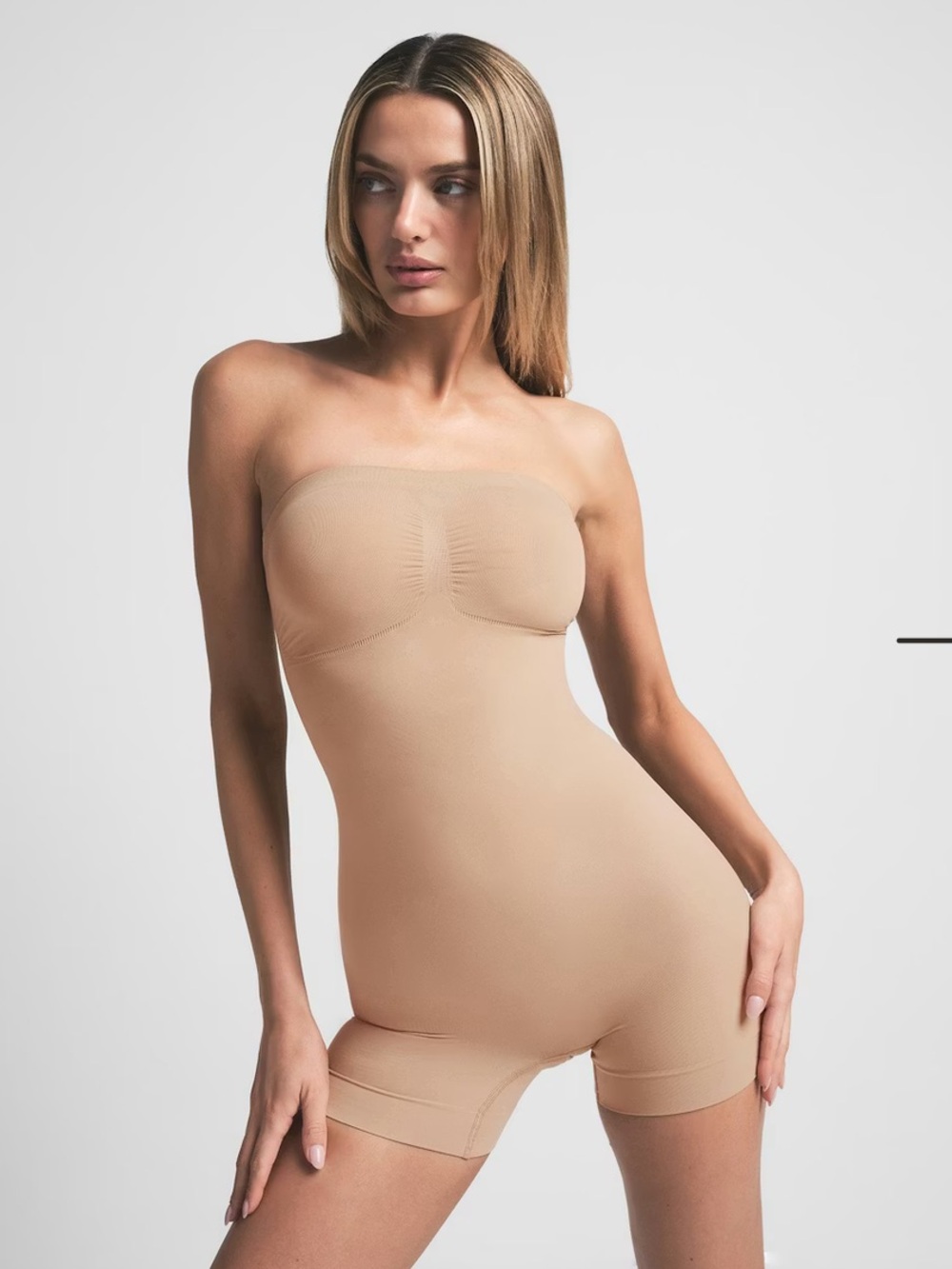 SKIMS Strapless Sculpting Short Bodysuit Size Small Nude Clay NWOT! *no straps